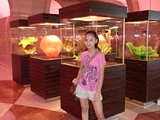 [Click for large photo]