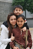 [Click for large photo]